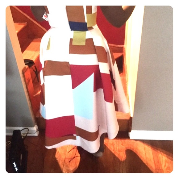 Gorgeous strapless dress multicolor. - Picture 2 of 8